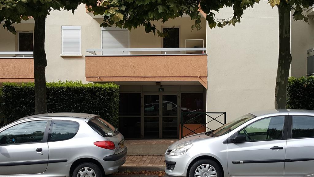 Le Marnois-Gare Apartment Noisy-le-Grand Exterior photo